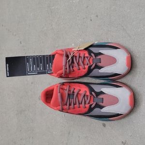  Women's Yeezy Boost 700 HQ6979 Hi-Res Red - Size 7 1/2